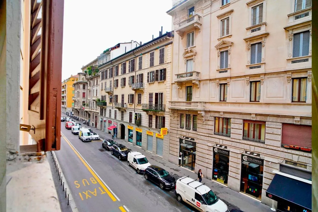 Orea Spiti - A Cozy Place In Moscova District Milan 0*,  Italy
